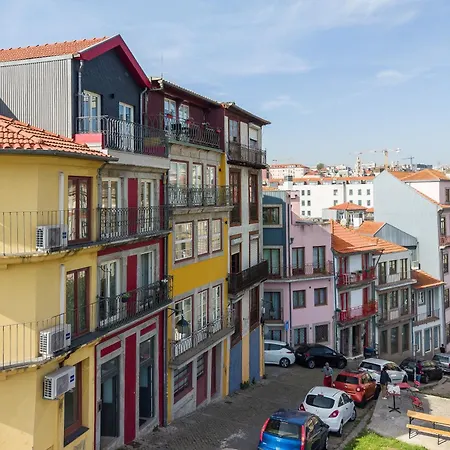 Views Flats In Historic By Hostwise شقة