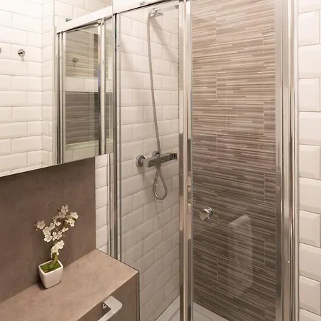 Appartement Views Flats In Historic By Hostwise *