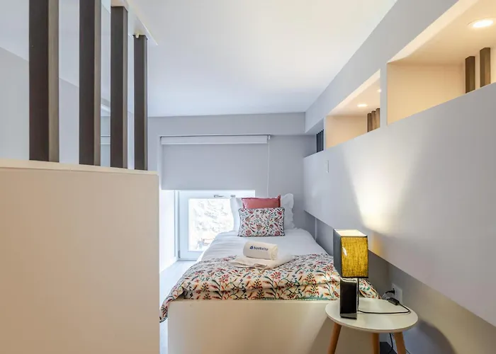 Views Flats In Historic By Hostwise