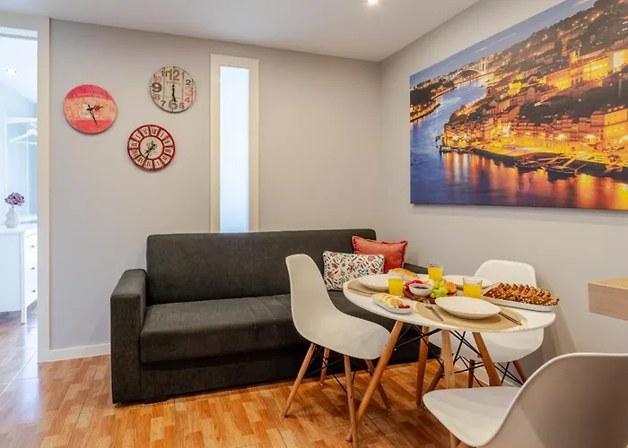 Views Flats In Historic By Hostwise Διαμέρισμα *