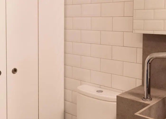 Views Flats In Historic By Hostwise * Porto