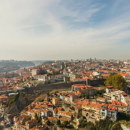 Views Flats In Historic By Hostwise