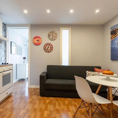 Views Flats In Historic By Hostwise Daire