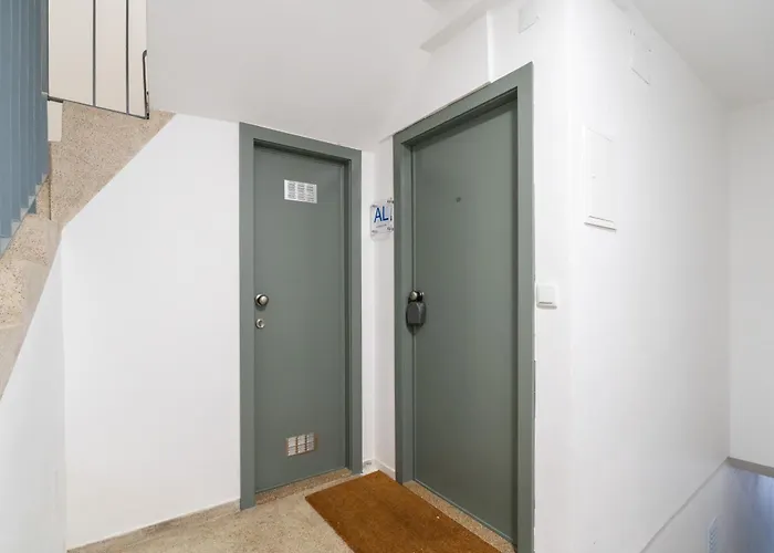 Views Flats In Historic By Hostwise *