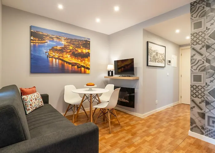 Views Flats In Historic By Hostwise *